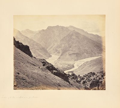 Der Zusammenfluss von Peen und Spiti, von Dunkar aus gesehen von Samuel Bourne