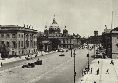Berlin: Blick zum Schloss von Sasha Stone