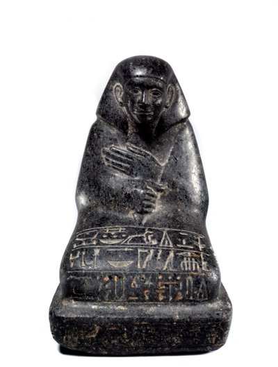 Ägyptische Antike: Skulptur in Gabbro, die den hohen Beamten Senpou darstellt. Mittleres Reich (2033-1710 v. Chr.) Paris, Louvre Museum von School Egyptian