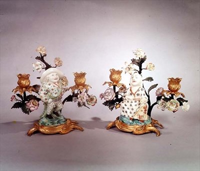 Paar Mennecy-Figuren eines Zwergs und eines Magots von School French