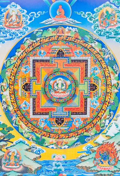 Chenresi Mandala; die zentrale Figur stellt den Buddha des Mitgefühls dar, die himmlische Manifestation des Amitava Buddha, der immer in der Nähe leidender Wesen ist von School Nepalese