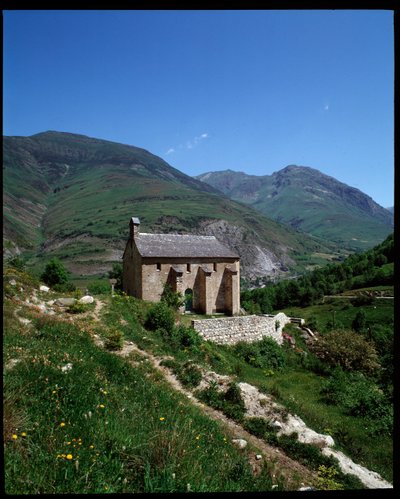 Blick auf die Kapelle von St. Pelegrin, Arties (Fotografie) von School Spanish