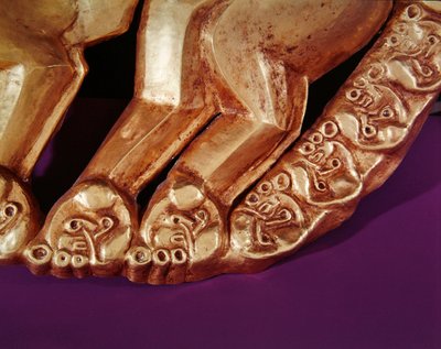 Schildemblem in Form eines Panthers, 700-650 v. Chr. (Gold, Bernstein und farbiges Email) (Detail) von Scythian