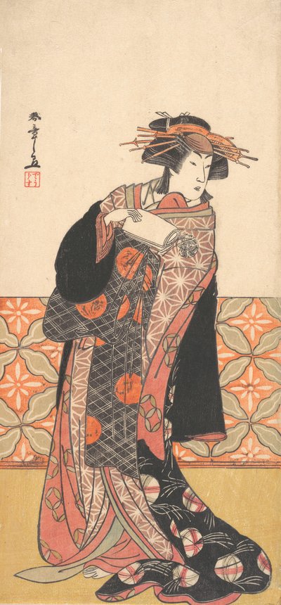 Nakamura Riko als reich gekleidete Kurtisane in einem Raum stehend, ca. 1778 von Shunsho