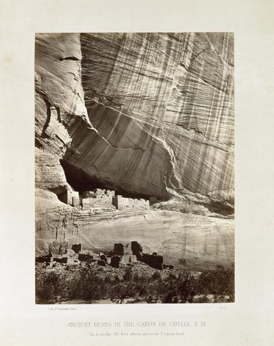 Alte Ruinen im Cañon de Chelle, N.M. (Territorium) von Timothy H. O