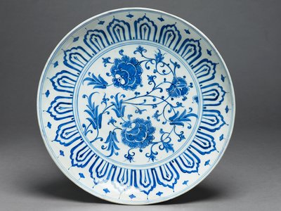 Schale, Iznik, Türkei, ca. 1575 von Turkish School