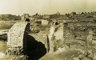 Dreilappiges Gebäude, al-Fustat, Ägypten, Fotografie von Ugo Monneret de Villard von Ugo Monneret de Villard