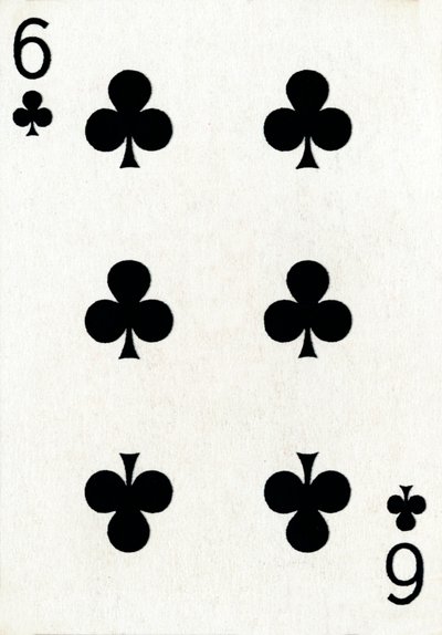 6 der Kreuz aus einem Kartenspiel von Goodall & Son Ltd., ca. 1940 von Unbekannt