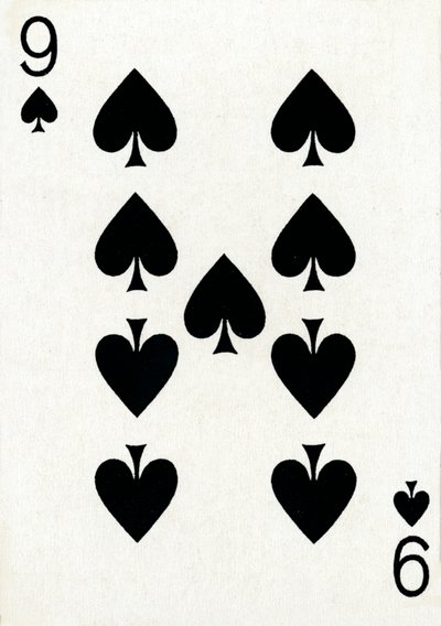 9 der Pik aus einem Kartenspiel von Goodall & Son Ltd., um 1940 von Unbekannt