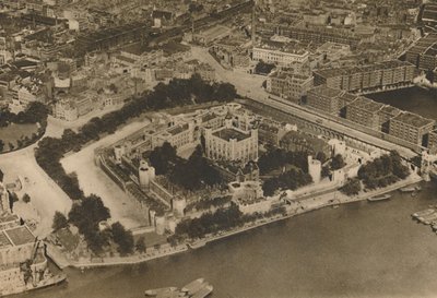 Eine Ansicht seiner Festung, die Wilhelm der Eroberer sich nicht vorgestellt hat: Der Turm aus der Luft, ca. 1935 von Unbekannt