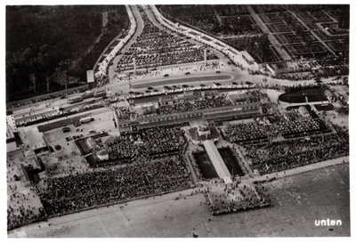 Luftaufnahme des Flughafens Berlin Tempelhof, Deutschland, aus einem Zeppelin, ca. 1931, 1933 von Unbekannt