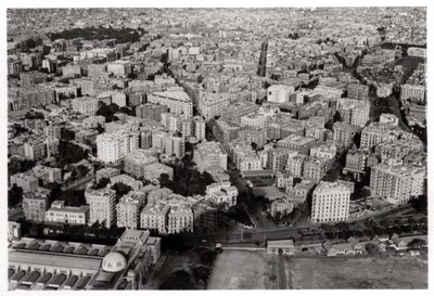 Luftaufnahme von Neu-Kairo, Ägypten, von einem Zeppelin, 1931-1933 von Unbekannt