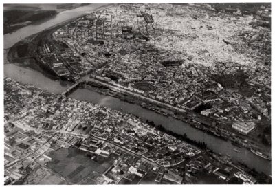 Luftaufnahme von Sevilla, Spanien, von einem Zeppelin, 1929-1933 von Unbekannt