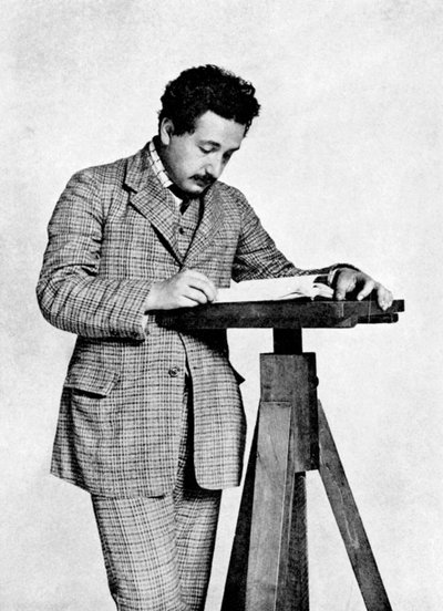 Albert Einstein 1879-1955, deutsch-schweizerischer Mathematiker und theoretischer Physiker, 1905 von Unbekannt