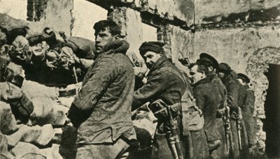 Alliierte Soldaten in Flandern, Erster Weltkrieg, 1915, um 1920 von Unbekannt