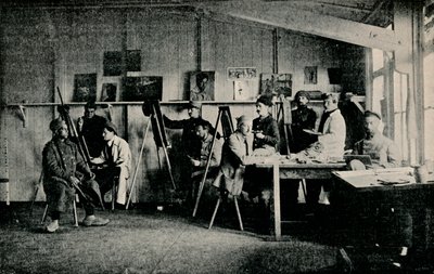 Künstlerische Kriegsgefangene in ihrem Atelier in Gießen von Unbekannt