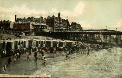 Strand mit Pier & Metropole, Brighton, spätes 19.-frühes 20. Jahrhundert von Unbekannt