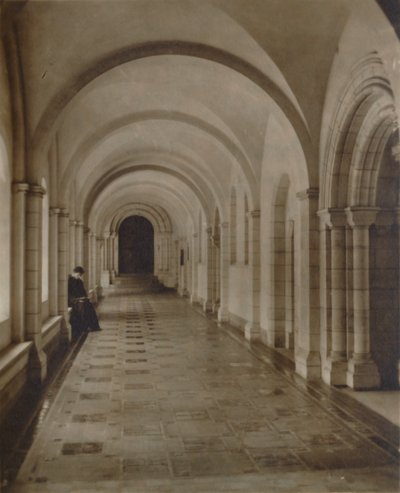 Ostkreuzgang, Buckfast Abbey, spätes 19. - frühes 20. Jahrhundert von Unbekannt