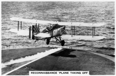Fairey III F Aufklärungsflugzeug startet vom Flugzeugträger HMS Courageous, 1937 von Unbekannt