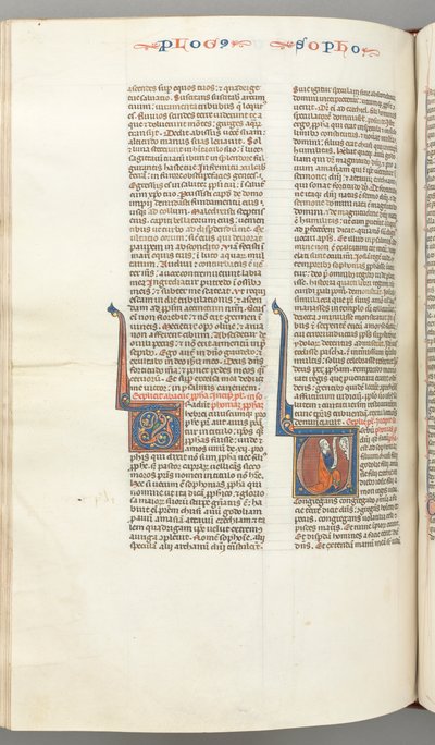 Fol. 362v, Zephaniah, historiierte Initiale V, Zephaniah kniend mit einer Schriftrolle, Büste Gottes..., ca. 12. Jahrhundert von Unbekannt
