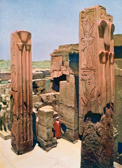 Granitpfeiler mit Lotus- und Papyrusdekoration, Tempel des Amun-Re, Karnak, Ägypten, 20. Jahrhundert von Unbekannt