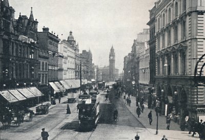 High Street, Belfast, mit dem Albert Memorial in der Ferne, 1917 von Unbekannt