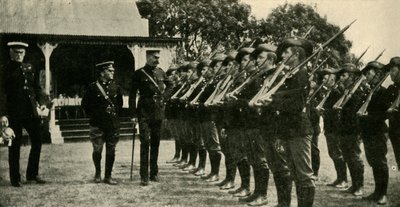 Lord Kitchener inspiziert australische Kadetten, Erster Weltkrieg, ca. 1914, ca. 1920 von Unbekannt