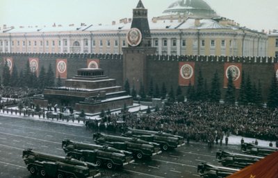 Militärparade, Roter Platz, Moskau, 1971 von Unbekannt