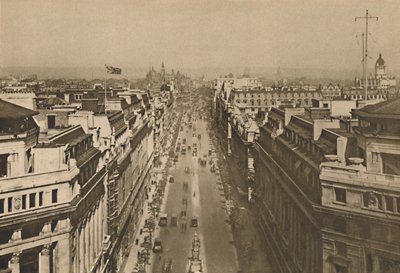 Auf dem Dach des Bush House, Blick von Kingsway zu den nördlichen Höhen, ca. 1935 von Unbekannt