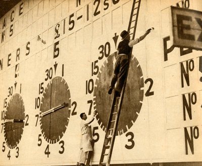 Maler bei der Arbeit am White City Tote, West London, 1932, 1933 von Unbekannt