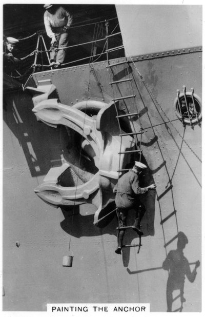 Das Ankerstreichen des Flugzeugträgers HMS Courageous, 1937 von Unbekannt
