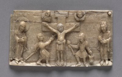 Plakette von einem tragbaren Altar, die die Kreuzigung zeigt von Unbekannt