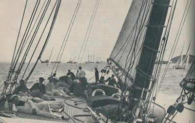 Die größten britischen Rennjachten konkurrieren während der Cowes Week, 1937 von Unbekannt