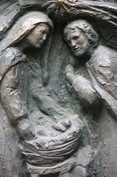 Saint-Pierre de Montmartre Kirche: Notre-Dame-Tor Skulptur: Geburt Christi, Paris, Frankreich von Unbekannt