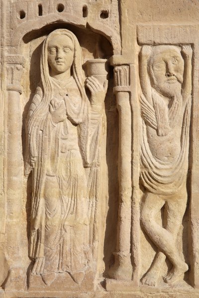 Basilika Saint-Denis: Zentrales Portal: Die kluge Jungfrau von Unbekannt