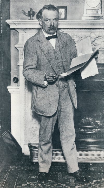Der Rt. Hon. David Lloyd George, M.P., Schatzkanzler, ca. 1914 von Unbekannt