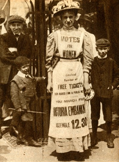 Das Hausmädchen der Suffragetten 1908, 1933 von Unbekannt