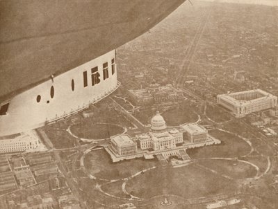 Das US-Luftschiff Los Angeles im Flug über Washington von Unbekannt
