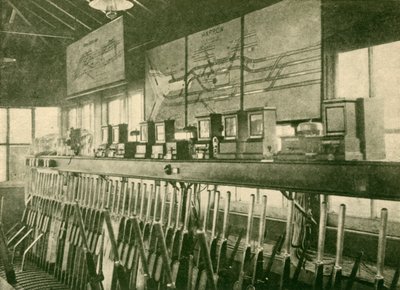 Zugbewegungsdiagramm im Stellwerk, Metropolitan Railway, 1930 von Unbekannt