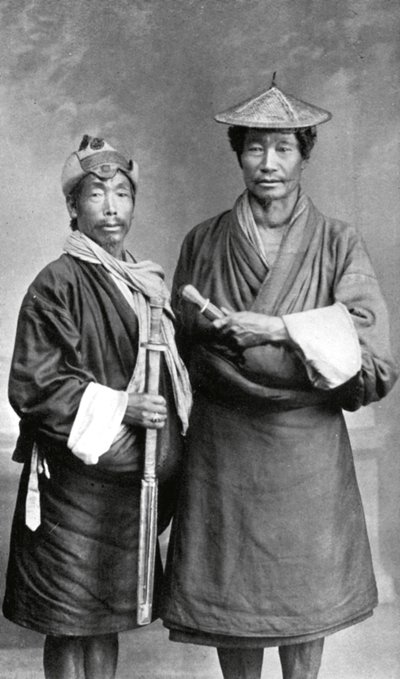 Zwei Männer aus Sikkim, ca. 1910 von Unbekannt