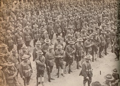 US-Truppen bei der Parade vor ihrem Marsch durch London am 15. August 1917 von Unbekannt