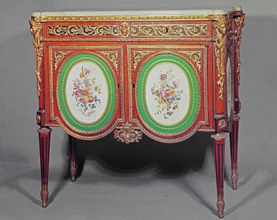 Louis XVI Schrank, gestempelt M.Carlin JME, dekoriert mit Ormolu und Sevres Plaketten, ca. 1774 von Unbekannt Unbekannt