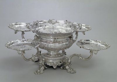 Newdegate-Mittelstück von Paul de Lamerie, 1743 von Unbekannt Unbekannt