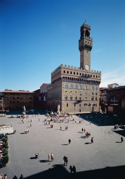 Außenansicht des Palazzo Vecchio, entworfen von Arnolfo di Cambio von Unbekannt