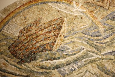 Abteibasilika Saint-Maurice, Mosaik von Madeleine Diener Arche Noah, Saint-Maurice, Schweiz von Unbekannt