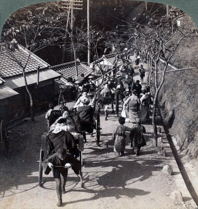 Reiten zum Daijingu-Tempel, für das Shinto-Fest der Verehrung der Sonnengöttin, Yokohama, Japan, 1904 von Underwood and Underwood