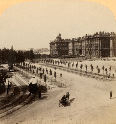 Der kaiserliche Winterpalast vom Newski-Prospekt, St. Petersburg, Russland, 1897 von Underwood and Underwood
