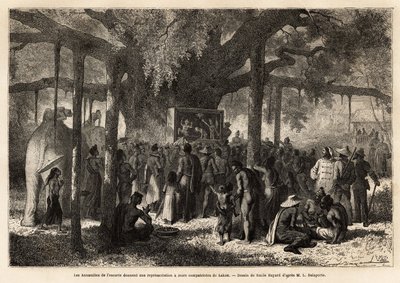 Die Annamiten der Garnier-Eskorte geben eine improvisierte Vorstellung für ihre Landsleute in Lakon (Laos), nachdem sie ein kleines Puppentheater am Fuße eines Banyanbaums mit einem riesigen Stamm aufgebaut haben. Gravur zur Illustration der Entdeckungsrei von Unknown artist
