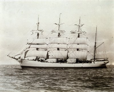 Französisches Segelboot Emile Renouf vor Le Havre 02.07.1897 Fotografie von Unknown photographer