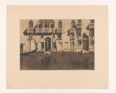 Ansicht von Fassaden und Pfählen entlang des Canale Grande in Venedig von Willem Witsen (signed by artist)